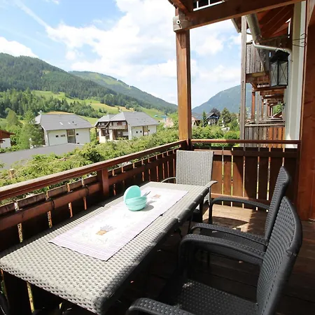 Fuchs With Balcony And Mountain View Appartamento *