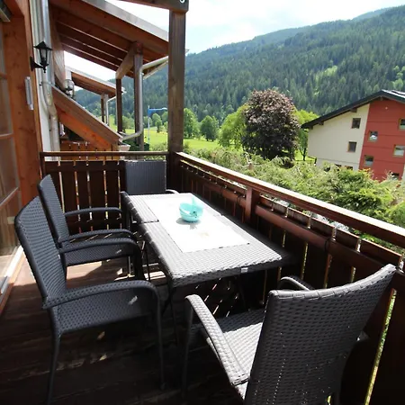 Fuchs With Balcony And Mountain View *