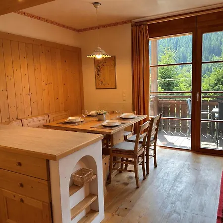 Appartamento Fuchs With Balcony And Mountain View *