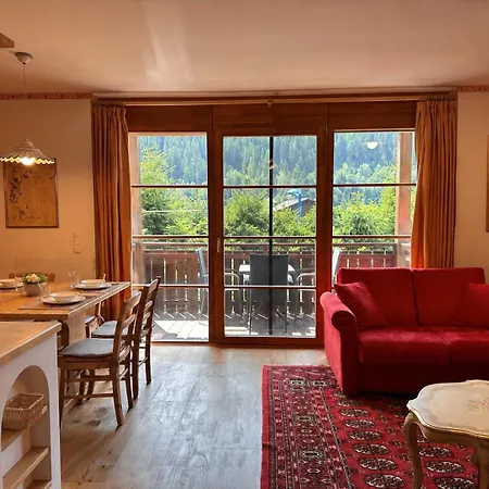 Fuchs With Balcony And Mountain View Bad Kleinkirchheim